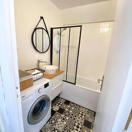 « l'olympe » - A 300 M De La